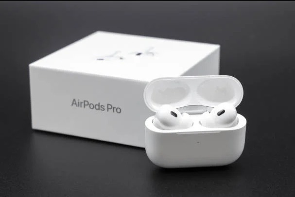 Pro 2 Wireless Earbuds (White)